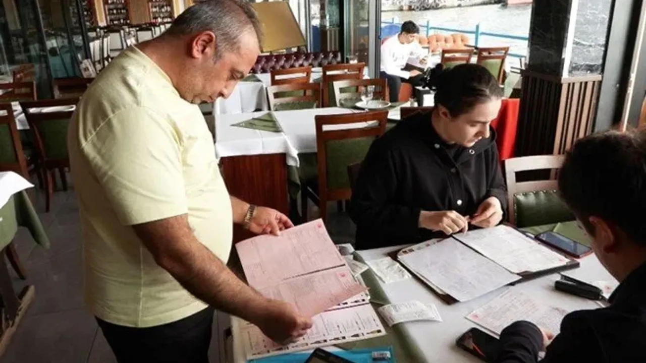 4 turistin 59 bin lira hesap ödediği restorana denetim!