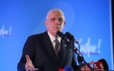 Dervişoğlu İzmir teşkilatına seslendi: Aranıza şey... Dervişoğlu İzmir teşkilatına seslendi: Aranıza şey...