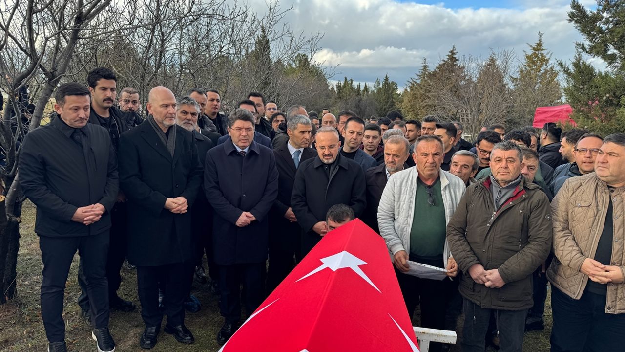 Eski AK Parti Uşak Milletvekili Altay son yolculuğuna uğurlandı