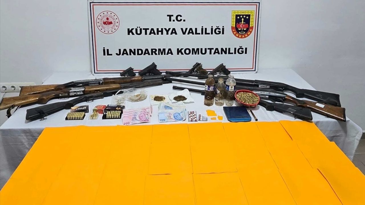 Kütahya’da uyuşturucu ve silah kaçakçılığı operasyonu