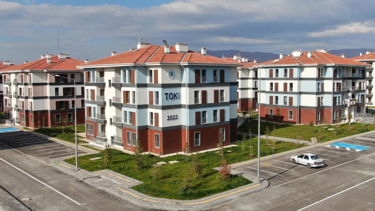 Yüzyılın Konut Projesi’nde kura çekimleri devam ediyor