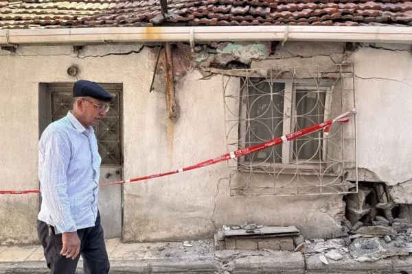 Onat Tüneli mahalleyi yarmıştı… Bölgenin rön... Onat Tüneli mahalleyi yarmıştı… Bölgenin rön...