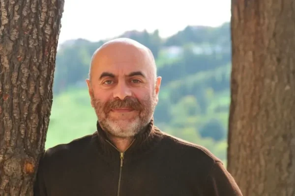 Yönetmen Ezel Akay’dan gözaltı sonrası ilk açıklam...