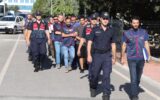 Kar maskeli 7 kişilik çete 2 kişiyi kaçırdı: 3 mil... Kar maskeli 7 kişilik çete 2 kişiyi kaçırdı: 3 mil...
